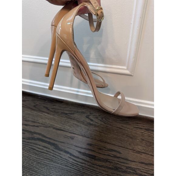Stuart Weitzman Nudist Curve Nude Patent Leather Stilleto Sandals Womens 9.5 NEW - Picture 12 of 16